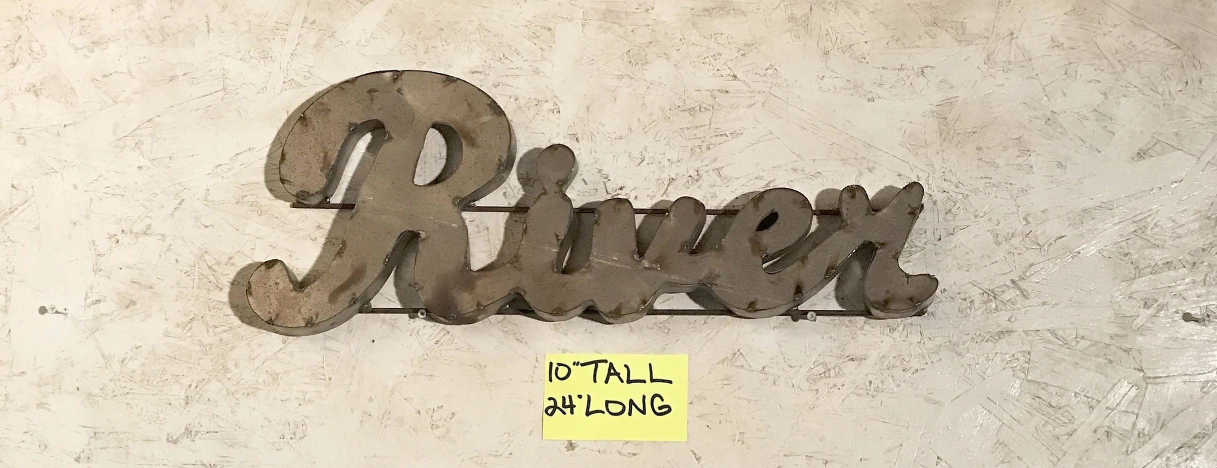 Jamie's phone WEBSITE 3600.JPG