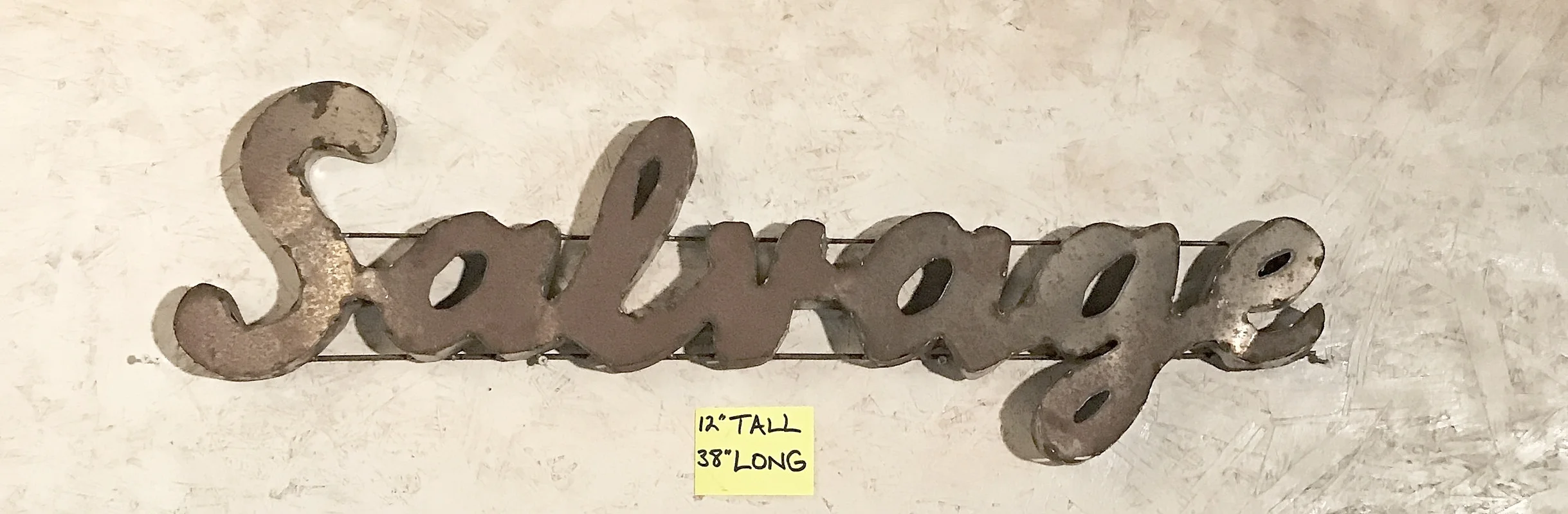 Jamie's phone WEBSITE 3608.JPG