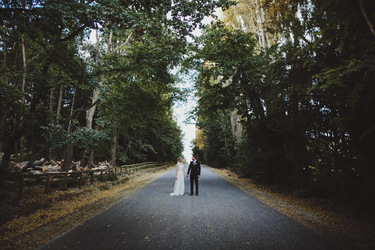 justin_aaron_queenstown_thelby_domain_new_zealand_wedding_sally_lachlan-112.jpg