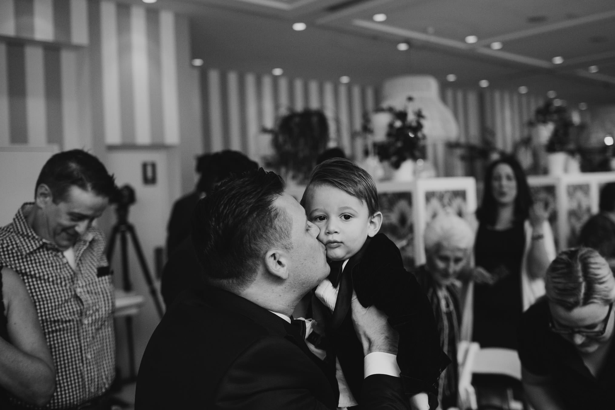 151114_justinaaron_wedding_sahar_paul_pr-090.jpg