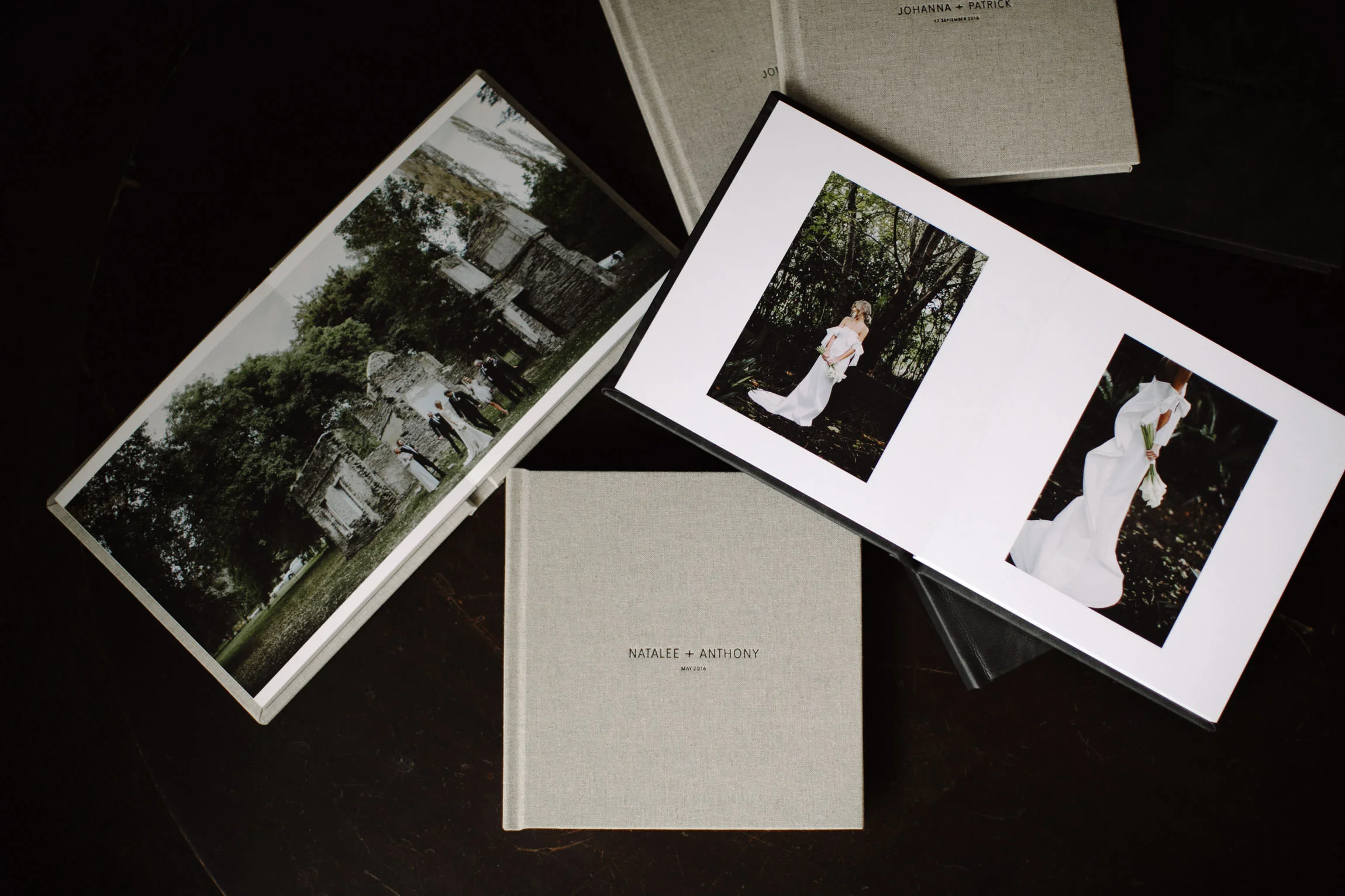 101212_justinaaron_albumphotos-004.jpg