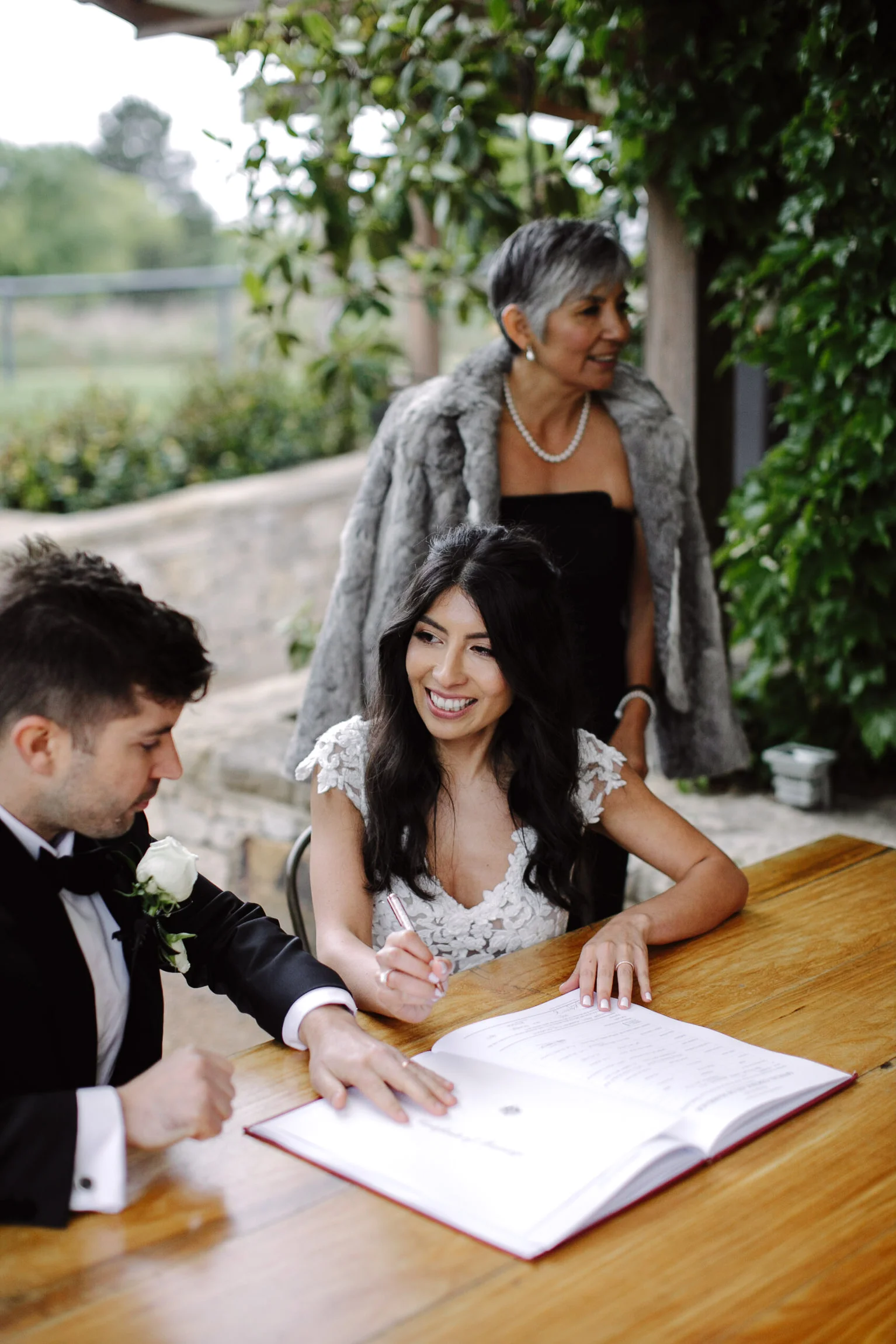 justinaaron-bendooley-estate-wedding-vanessa-dom-043.jpg