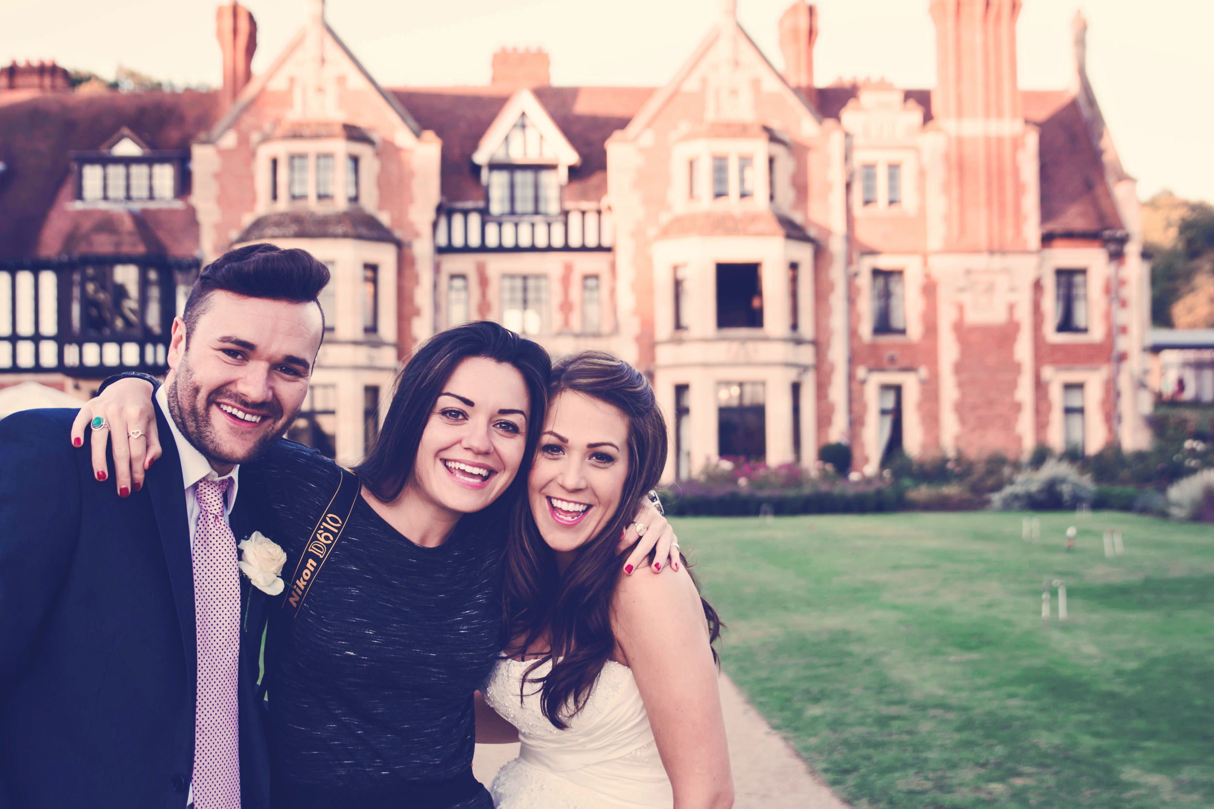 Choosing Your Wedding Photographer.