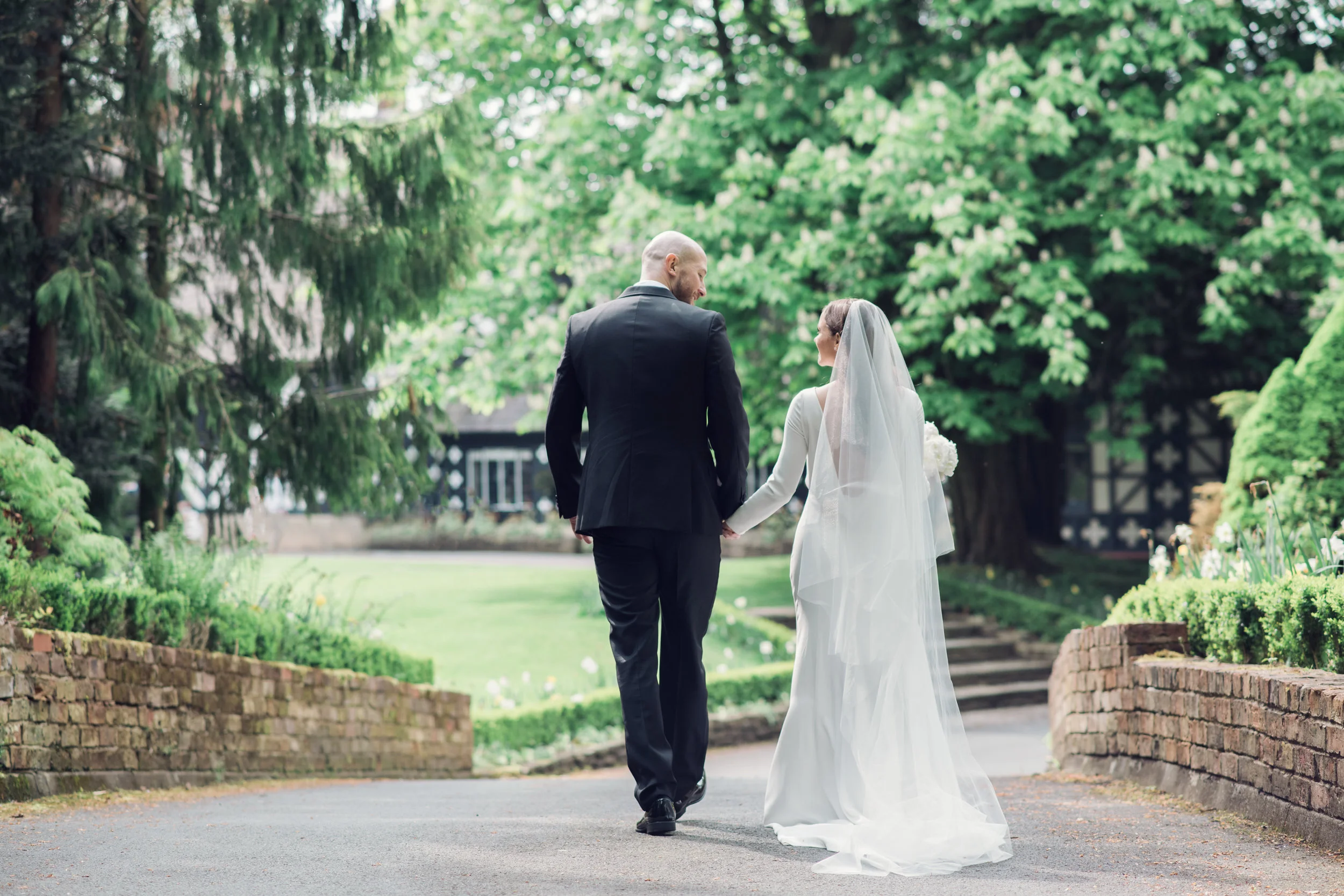 Samlesbury Hall Wedding - Siobhán & Paul