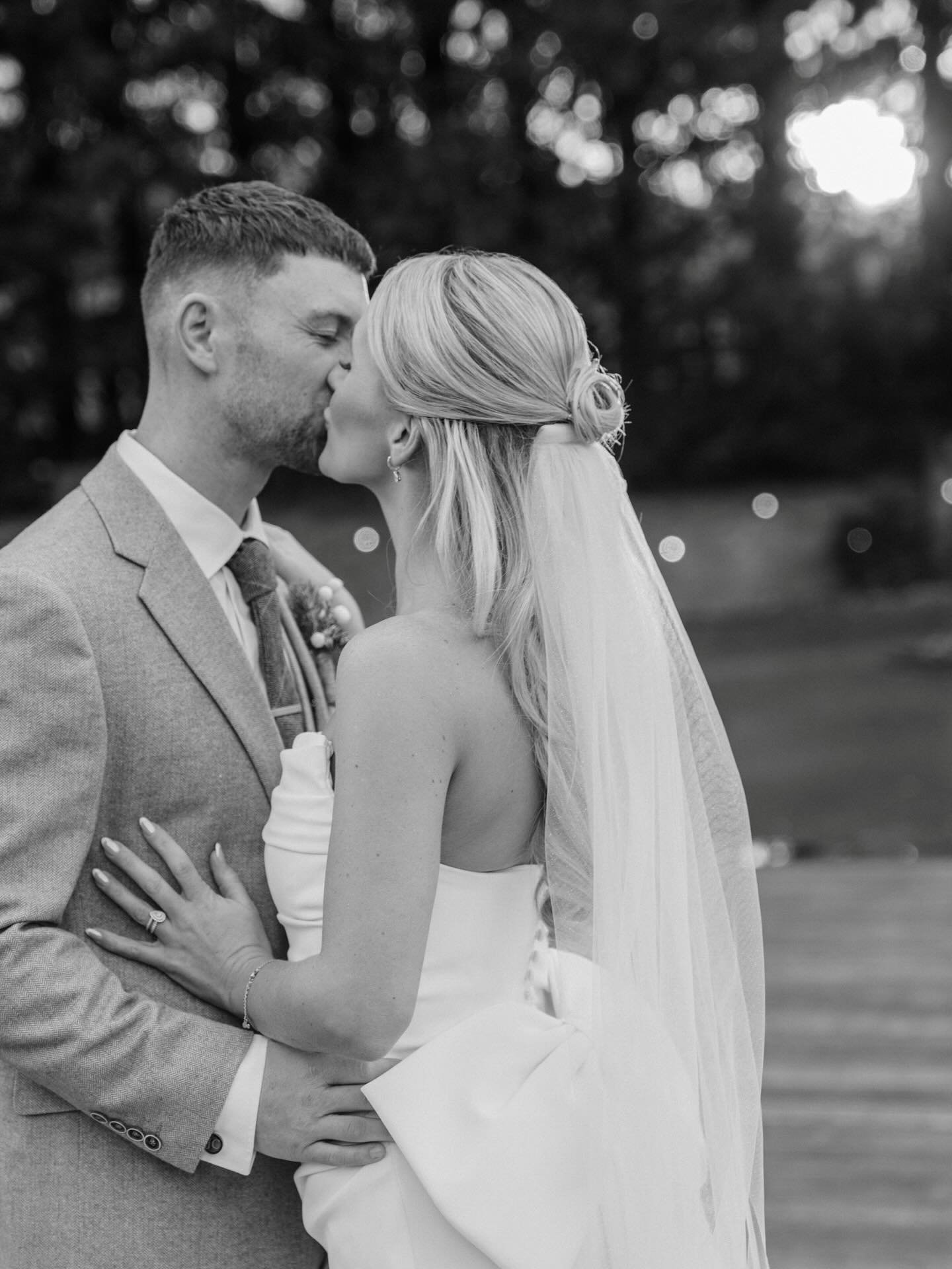 After a difficult few weeks, I had serious imposter syndrome ahead of my latest wedding on the weekend. But I&rsquo;ve just opened this email &amp; it means EVERYTHING.

&ldquo;Good evening Jessica

Thank you so much for sending over the previews yes