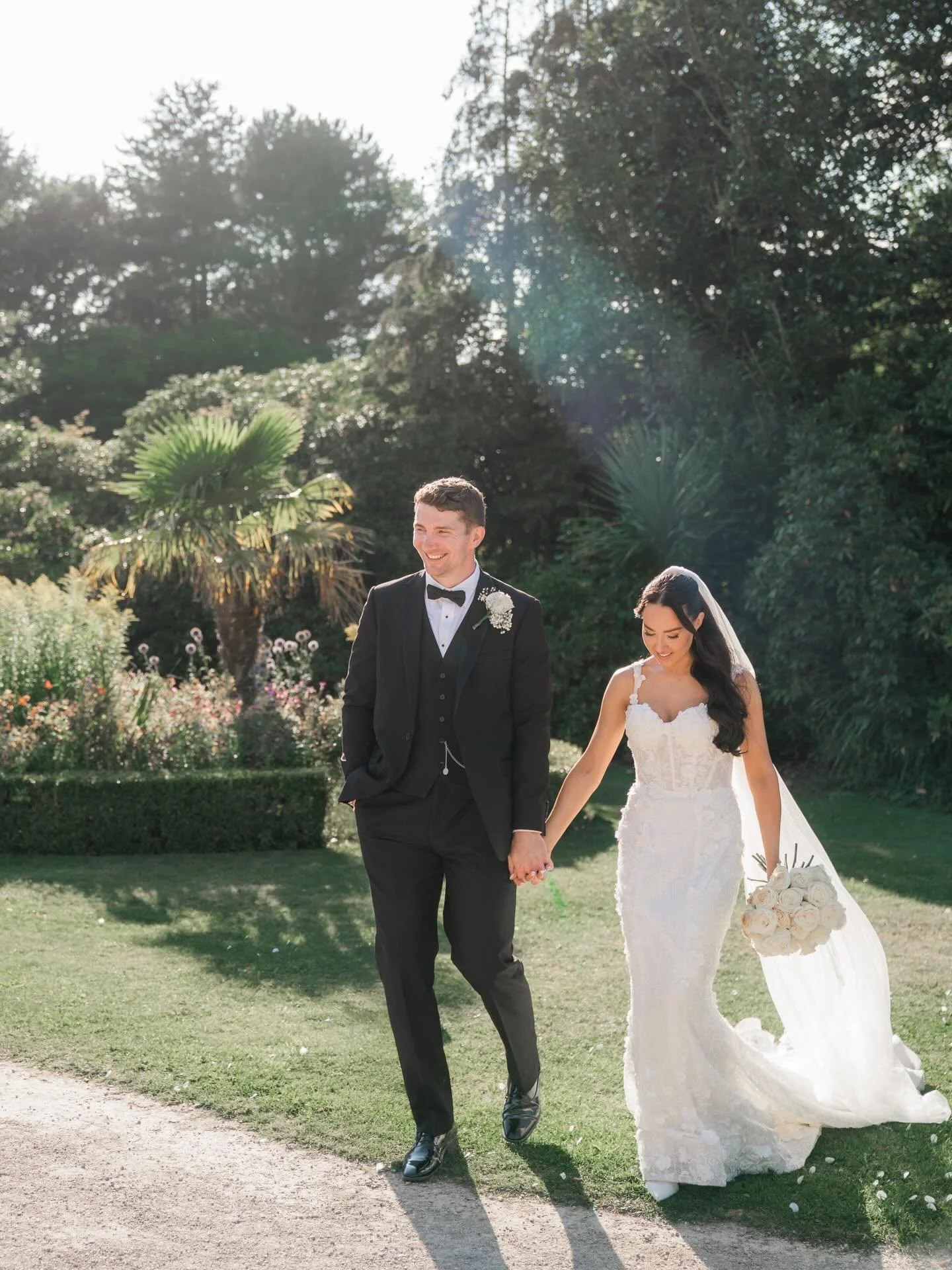 Warmer days are coming ☺️ FINALLY!

A little unseen from one of my favourite weddings of 2025. 

K + P 🕊️