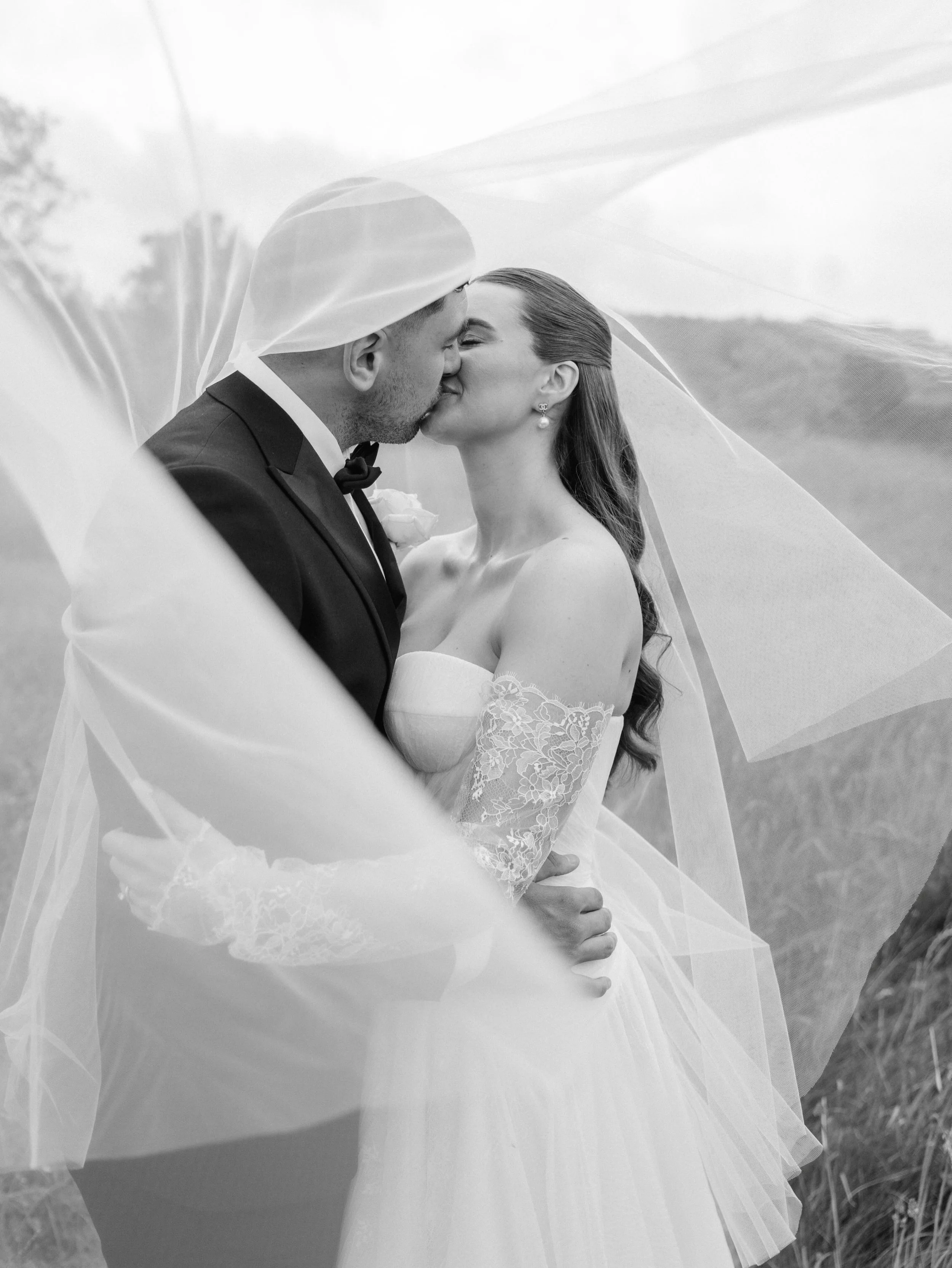 Just a few from the beautiful Megan &amp; Nicholas&rsquo; wedding on Sunday. 

🤍🖤

Photographer: @jessicaraphaelphotography 
Venue: @primrosehillfarm 
Film: @sencillo_videography 
Content C: @getgarcia.d 
Hair: @blowbycoco 
MUA: @makeupbymaggieeeee