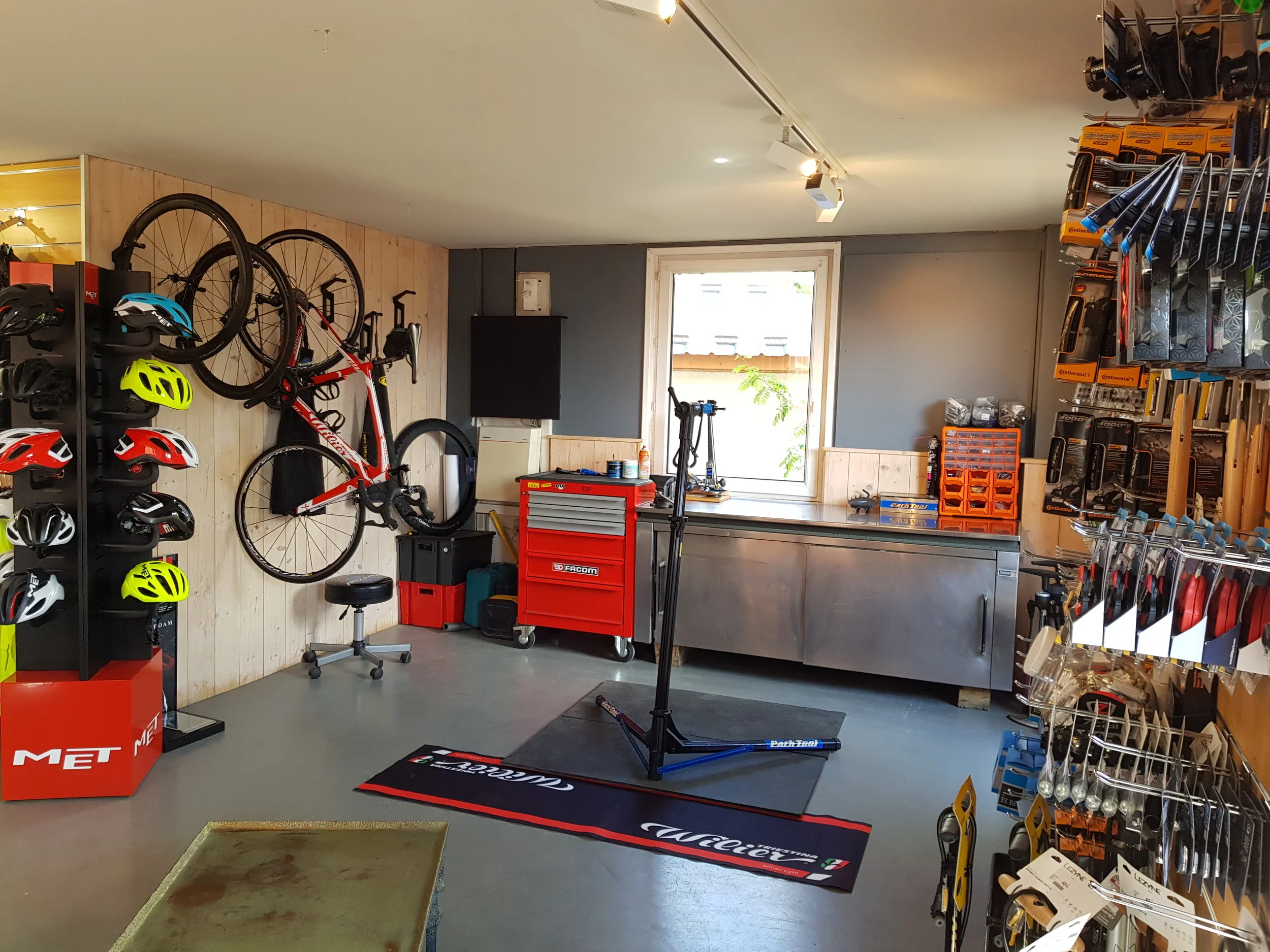 CYCLE HUEZ WORKSHOP