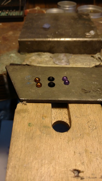 Citrine, onyx and amethyst cabs 