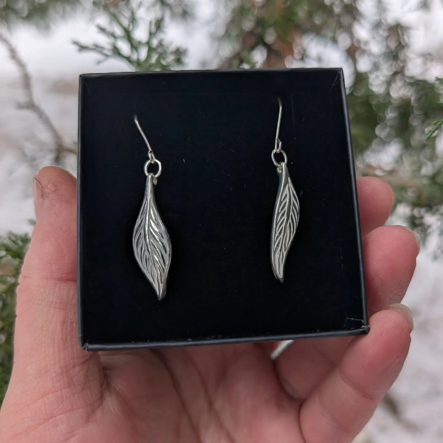 Some of my favorite earrings in my collection, inspired by the leaves of Lorein I set out to make earrings that I thought Galladriel might wear. With a hint of art nouveau and a unique asymmetrical style these sterling silver earrings are light weigh