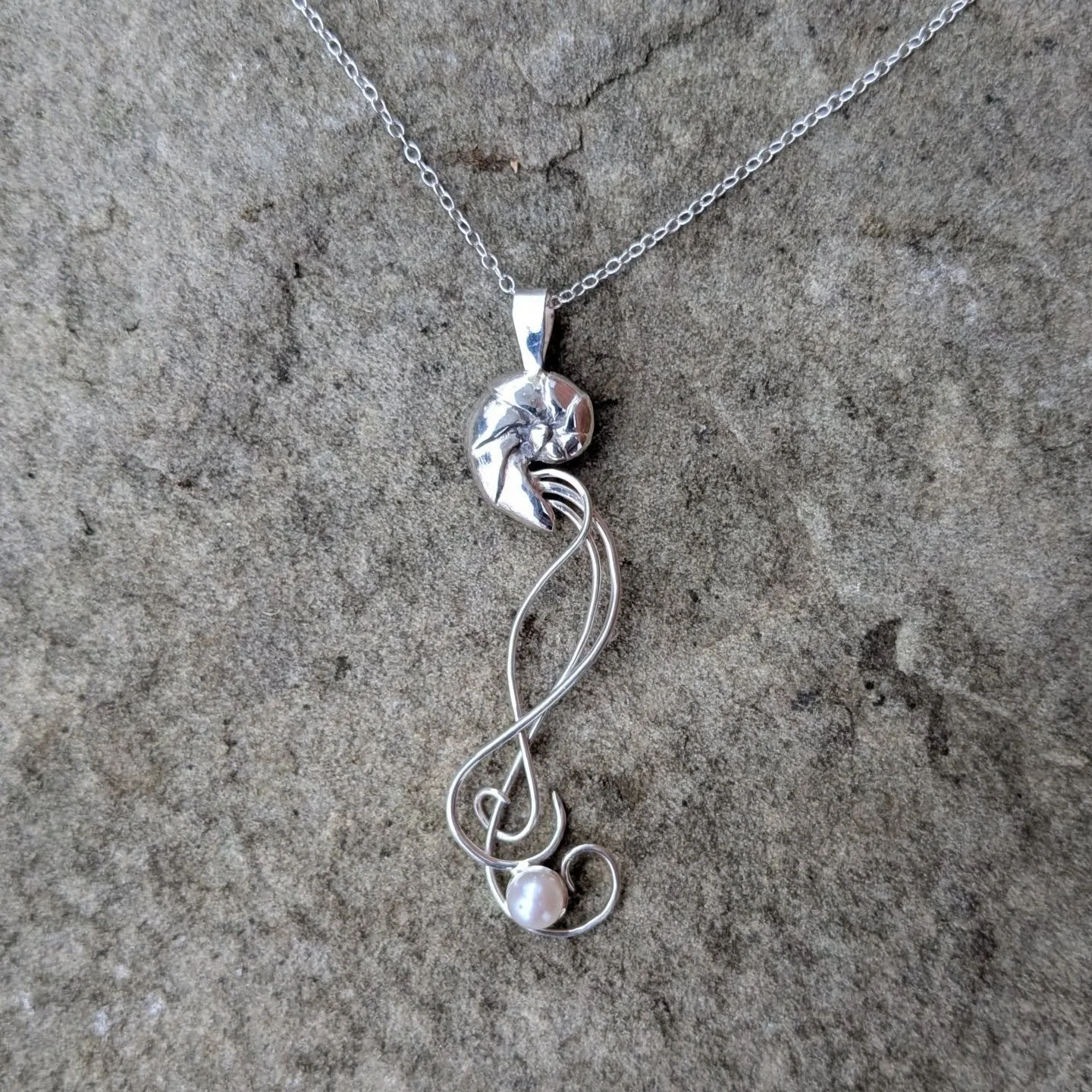 Getting ready to make one of these up with a black pearl for the craftshow I'll be vending at in December 20th! Hope you'll join us for the Bazaar of the Bizarre at the Parkdale hall from 11 to 7. There will be a ton of fantastic alternative makers t