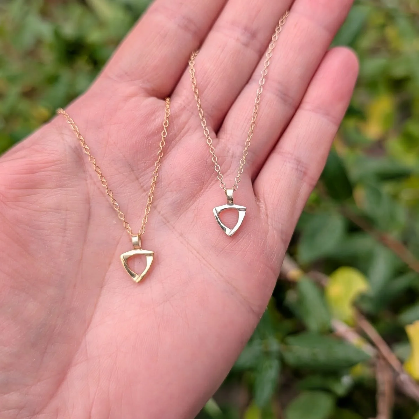 Winter sucks! But I have a solution, head over to handmade revolution dot org and use the code WSS2026 for 20 percent off everything on my website at checkout. Something  sparkly will cheer you right up! #jewelrysale #handmadejewlery #belts