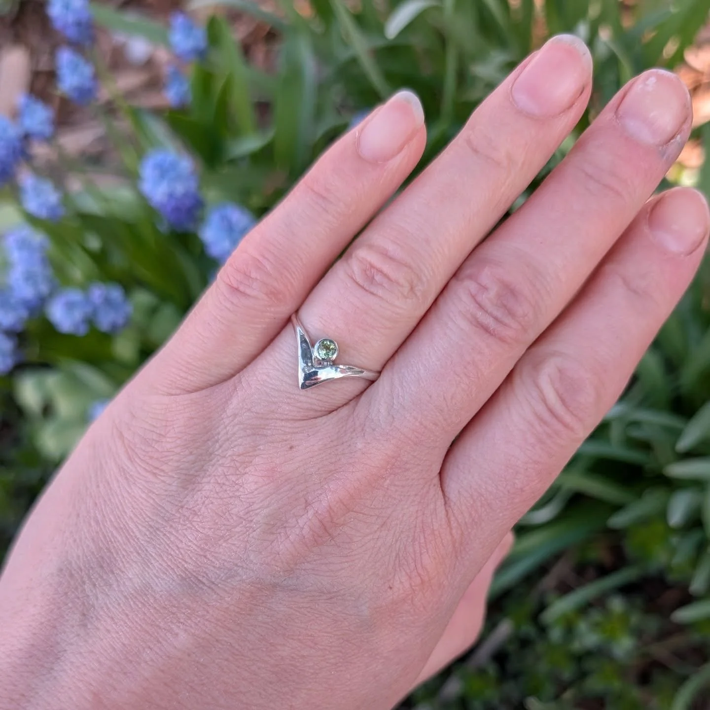 Really enjoyed making one of my focus rings with a peridot. Peridot is such a nice springy gem. 
#springvibes #handmaderings #customrings