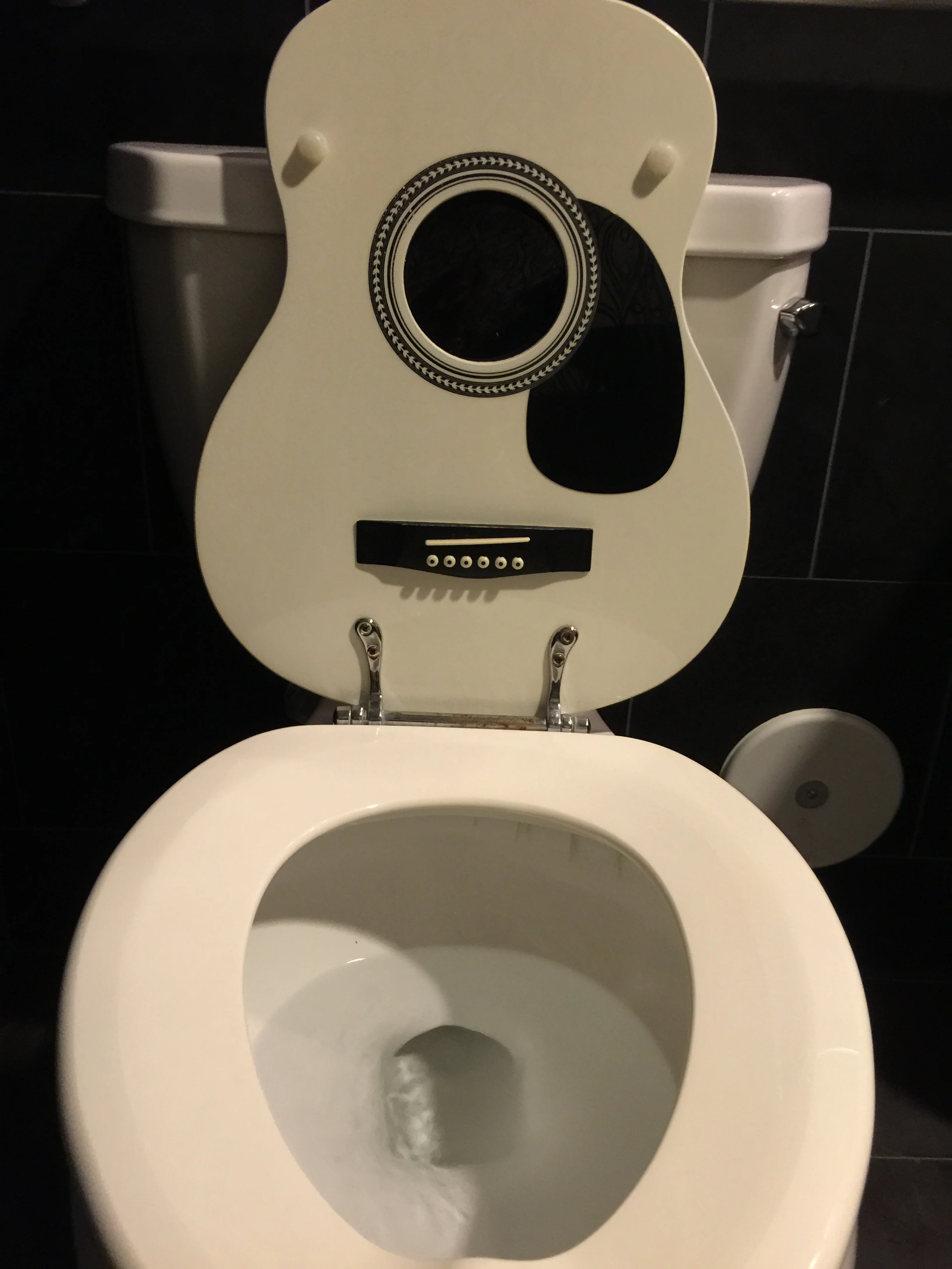 Ladie's toilet at restaurant