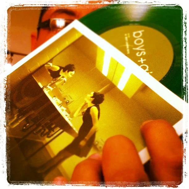 Recent talk of the Promise Ring reuniting for some shows in 2012, got me to thinking that I haven’t pulled out my 7” record collection in quite some time.