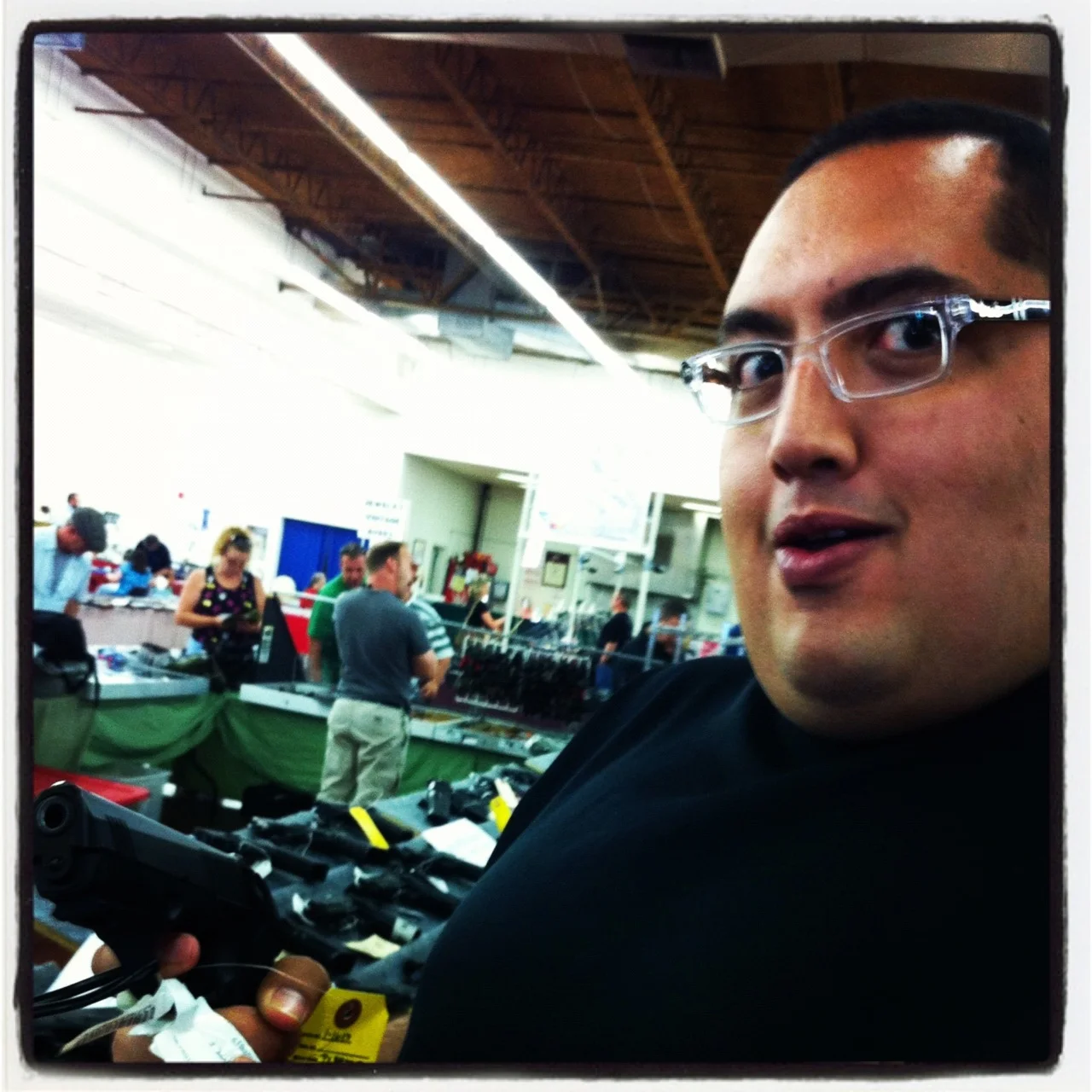 You gotta love it when the day completely goes unscripted…  I was supposed to make it out to catch a screening of the Avengers (still haven’t seen it), but the line was terrible, so I attended my first ever gun-show.
I’m not a fan …