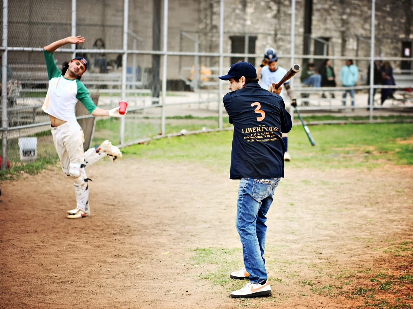 Season Five of Los Tigres de San Anto
Time didn&rsquo;t permit me to spend too much time with my brothers and sisters, but it was great to see everyone&rsquo;s faces this afternoon.  Our friends from Marfa are in town and there&rsquo;s talk of gettin
