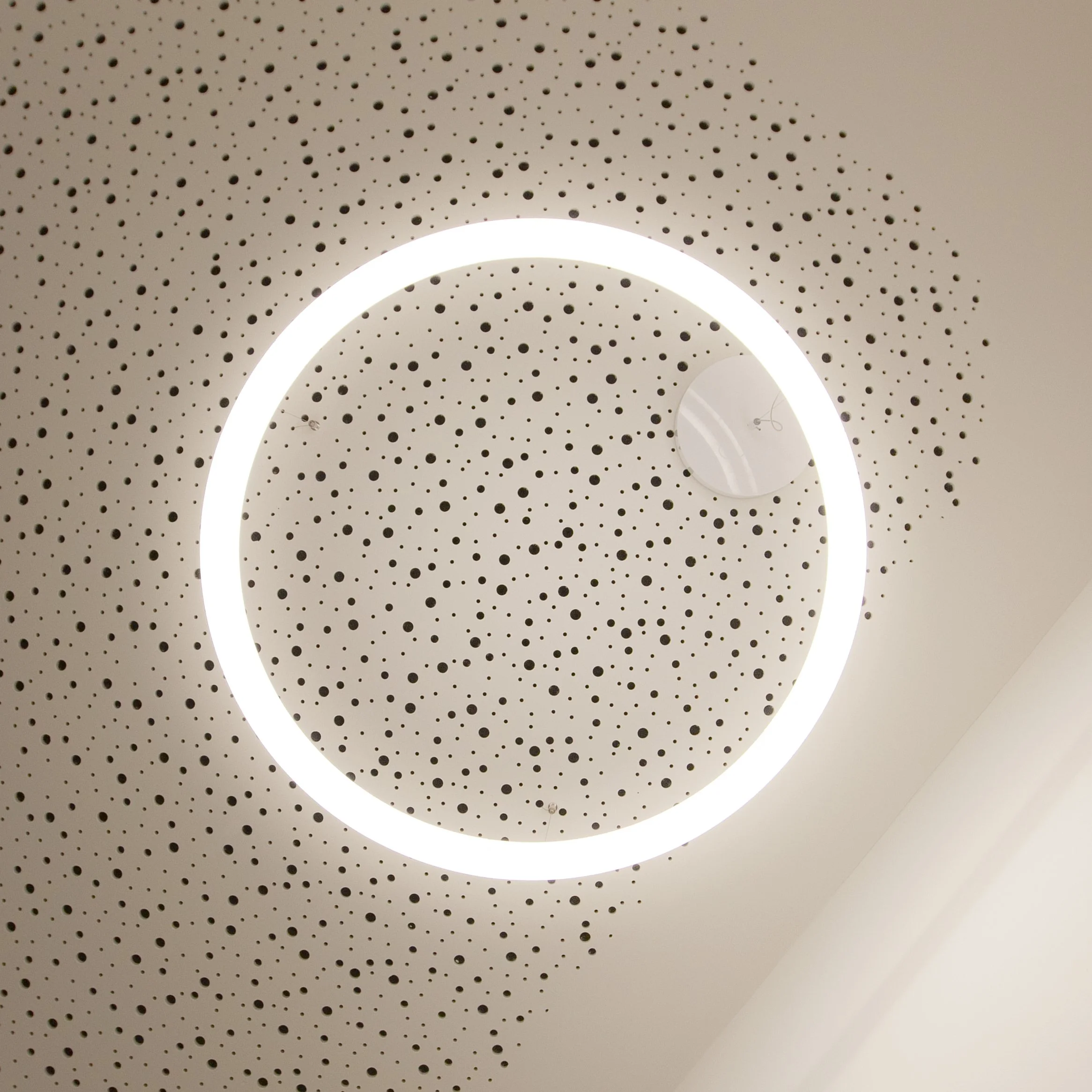 RKTTS progetto illuminazione reception COVIVIO Milano