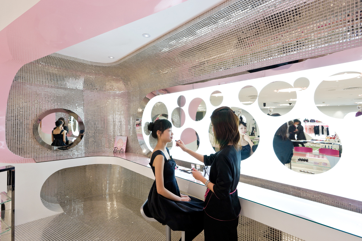 Barbie Store JSA 3242.jpg