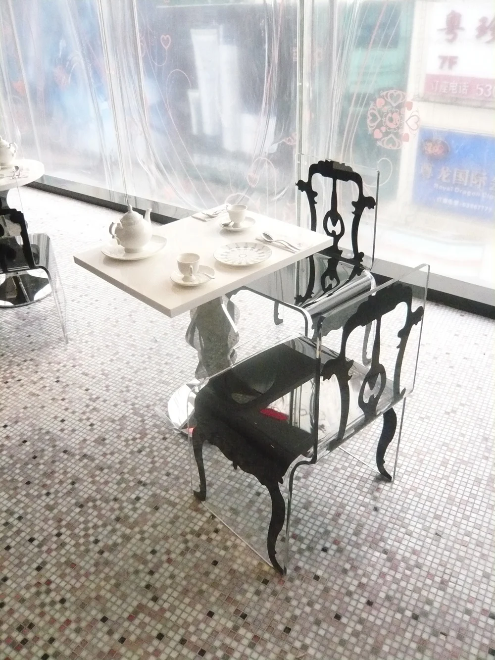 table_chair.jpg