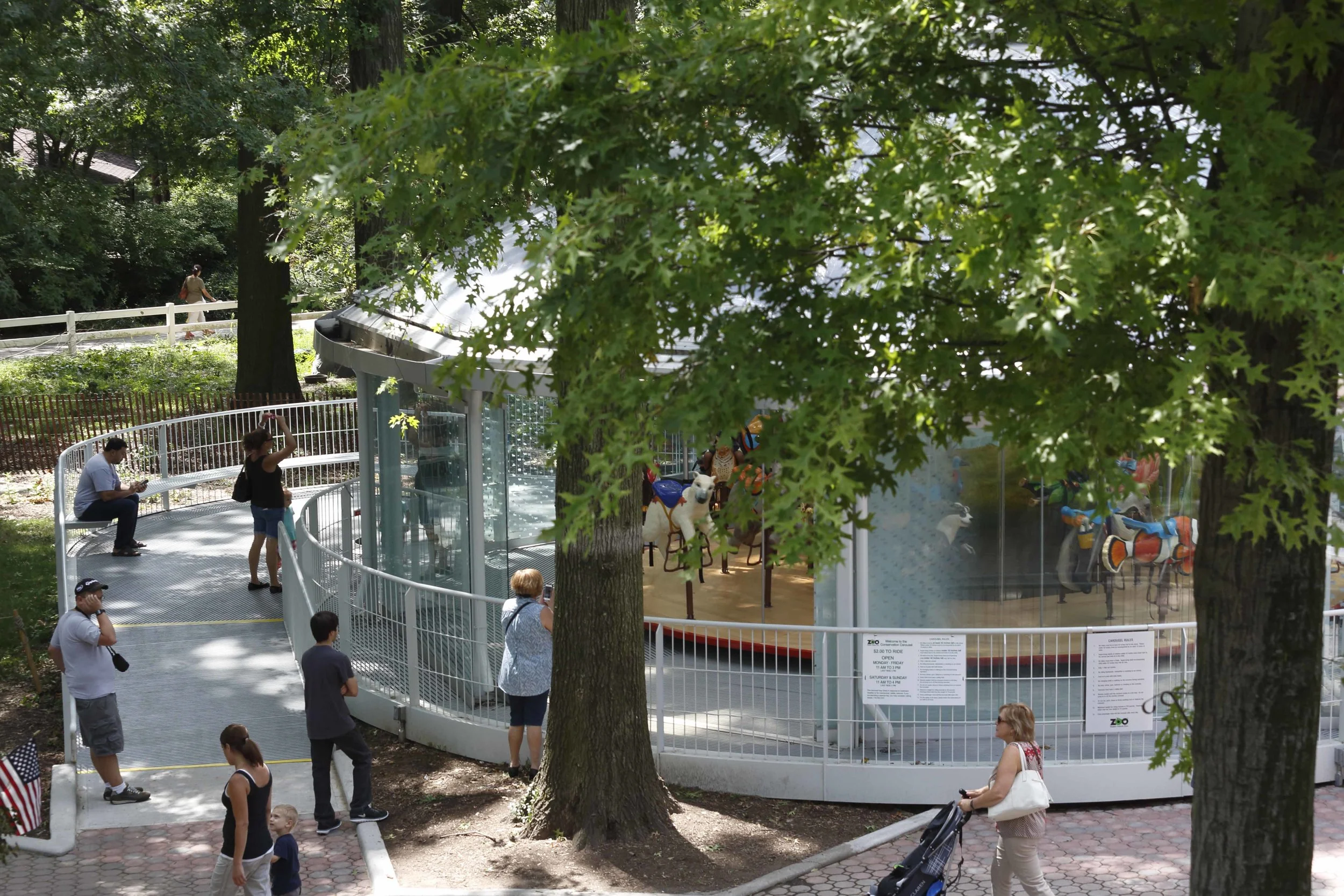 INSTITUTIONAL | STATEN ISLAND ZOO CAROUSEL ENCLOSURE