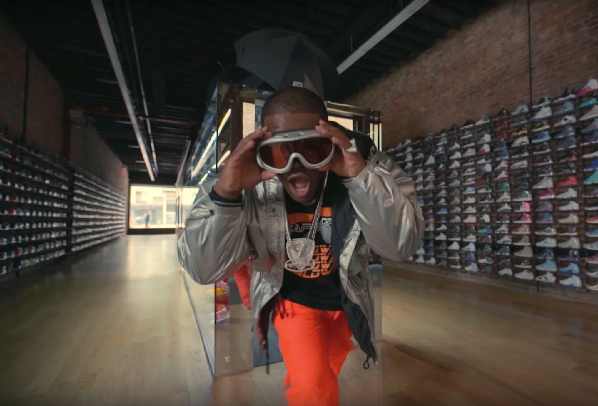 A$AP FERG VISITS FLIGHT CLUB NY