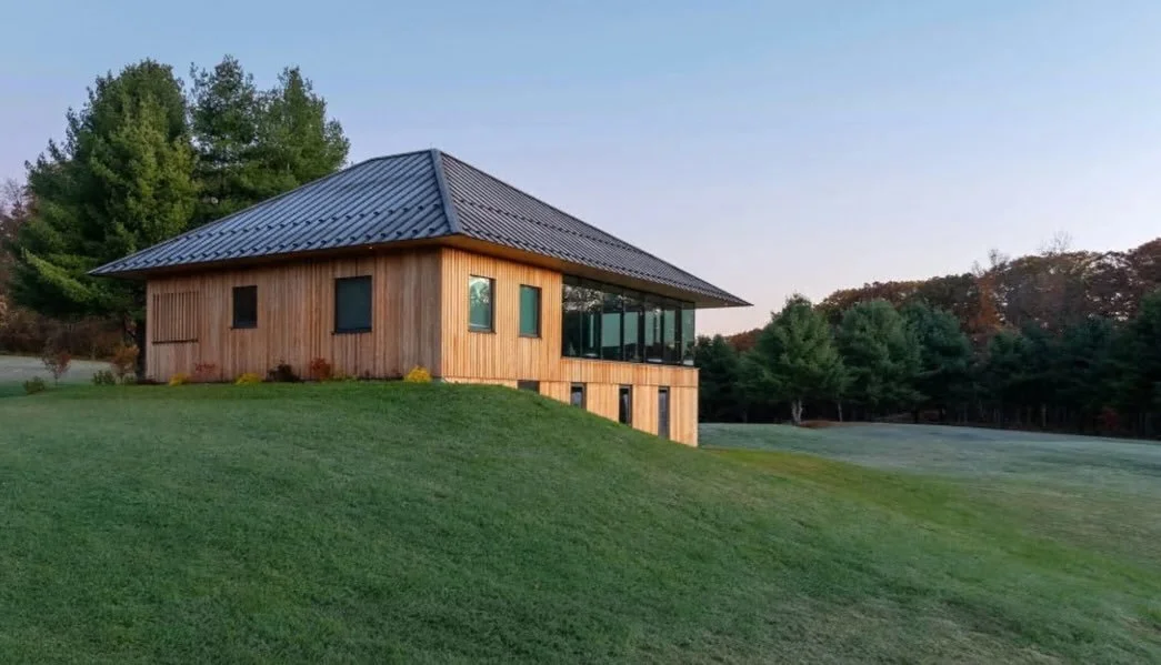 Introducing Longview house! // Residential 

Perched on a wooded knoll at the edge of a meadow, Longview House is shaped by its landscape and long views across the valley to the Berkshire Mountains. Designed as a house within a house, the residence b