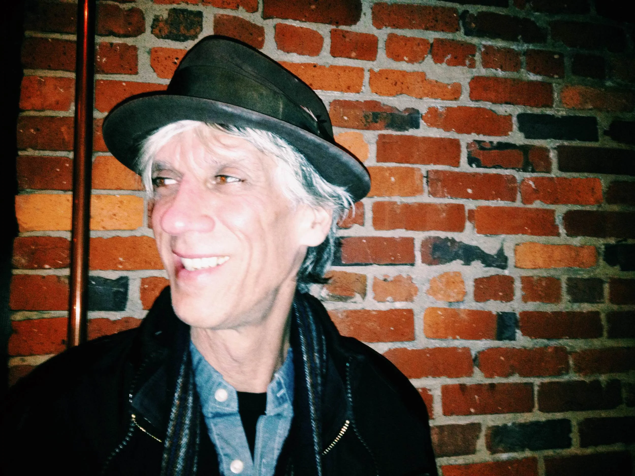 Rogerhat.jpg