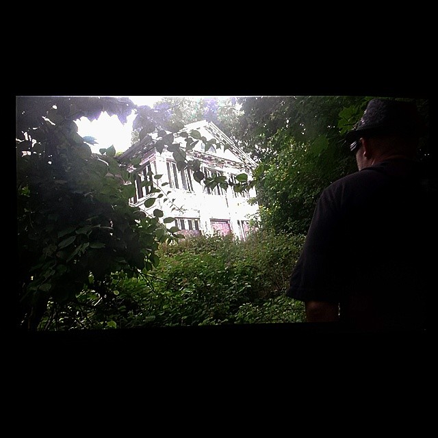 Straight out of a horror movie...does this not look like I'm approaching a place in the woods where I'm gonna eventually die? This is from production footage from my shoots at the #LetchworthVillageLunaticAsylum. I seriously can't wait to share the