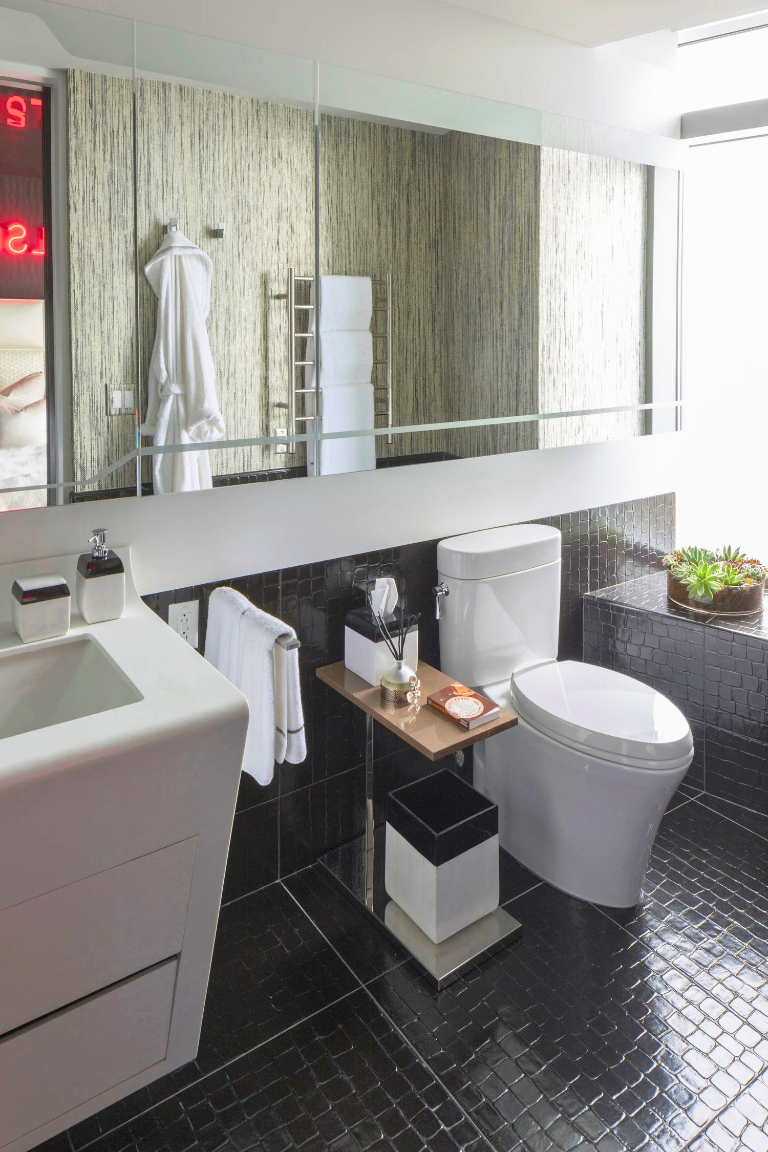 W Hotel Wall St_Bathroom (1).jpg