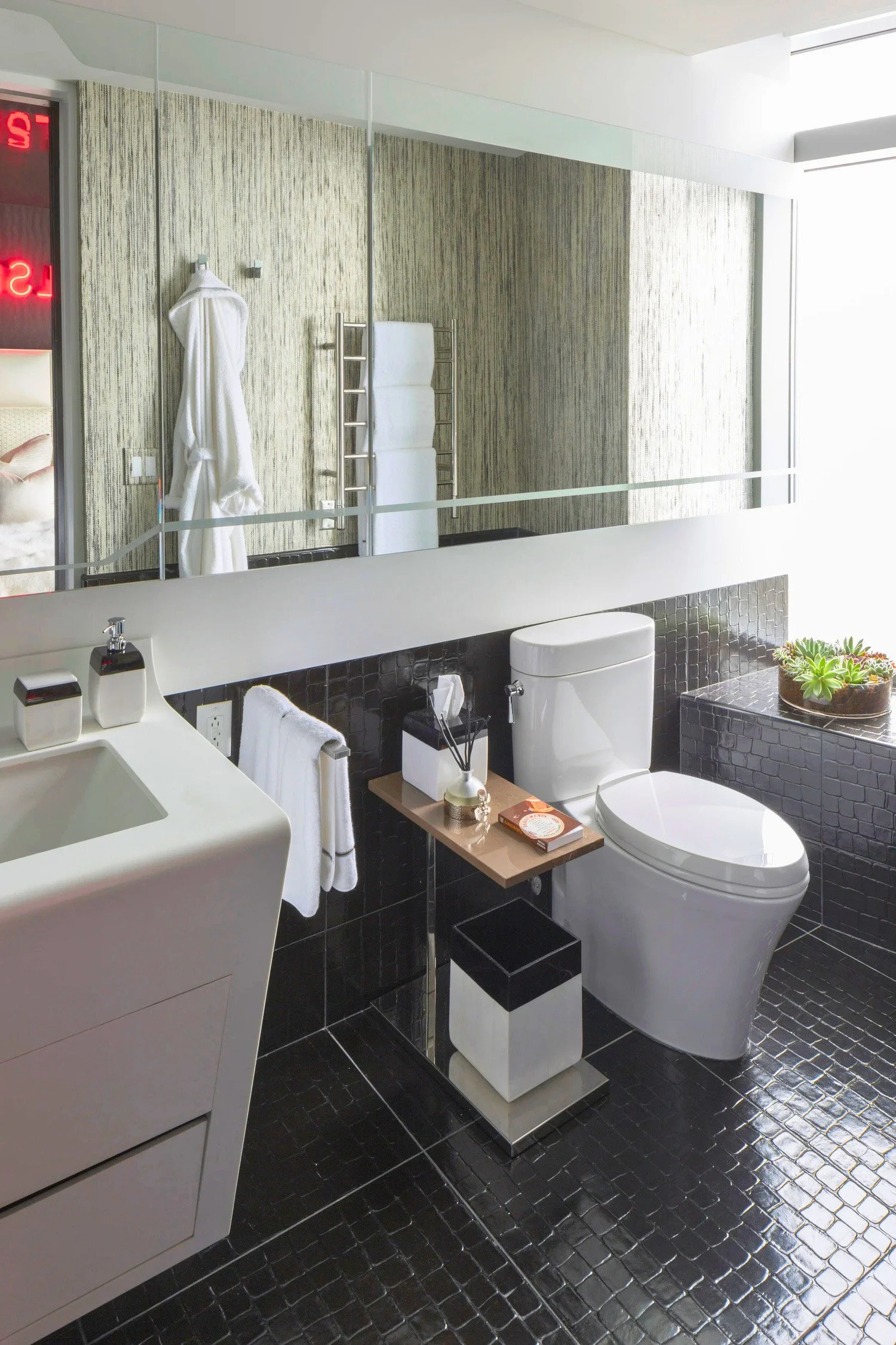 W Hotel Wall St_Bathroom (1).jpg