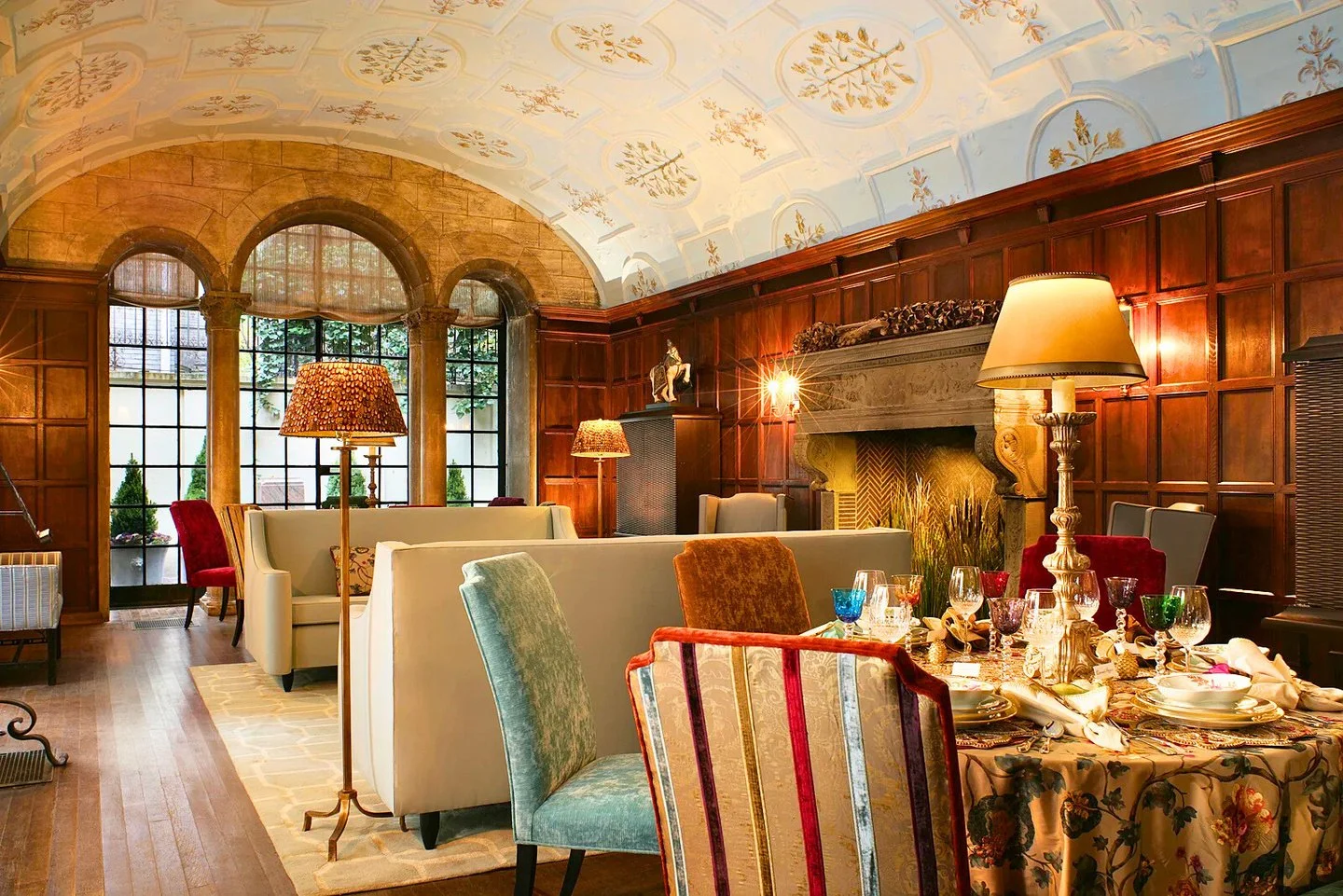 Fifth Avenue Residence_Living (1).jpg