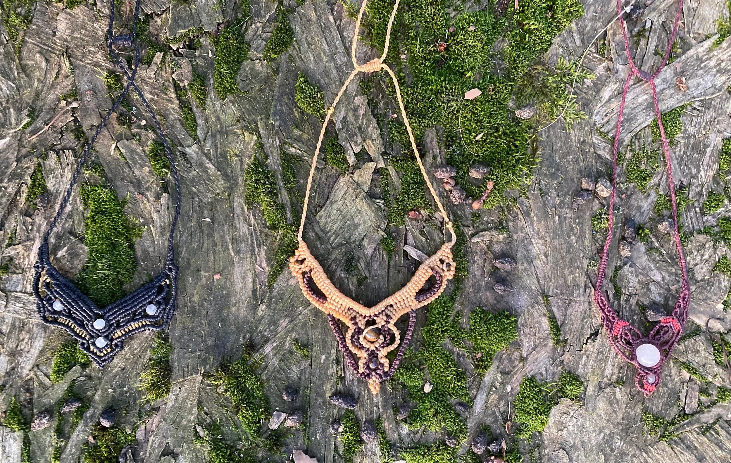 small ,acra,me necklace small stone £30.jpeg