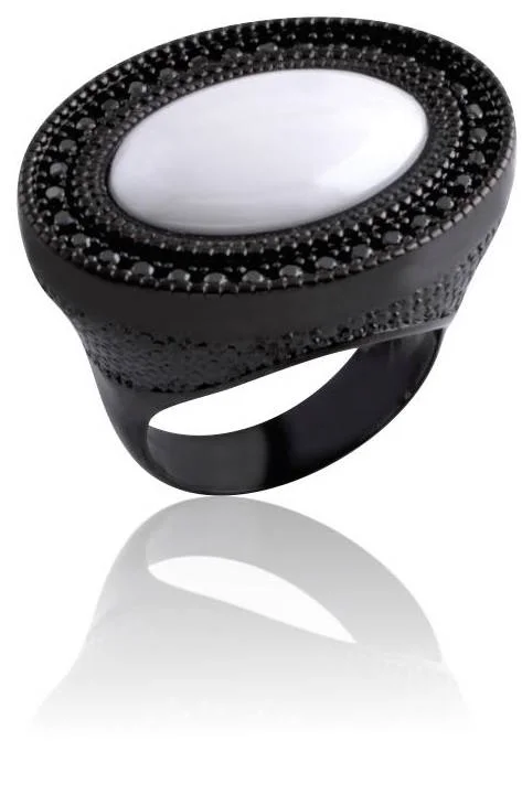 Anello € 82