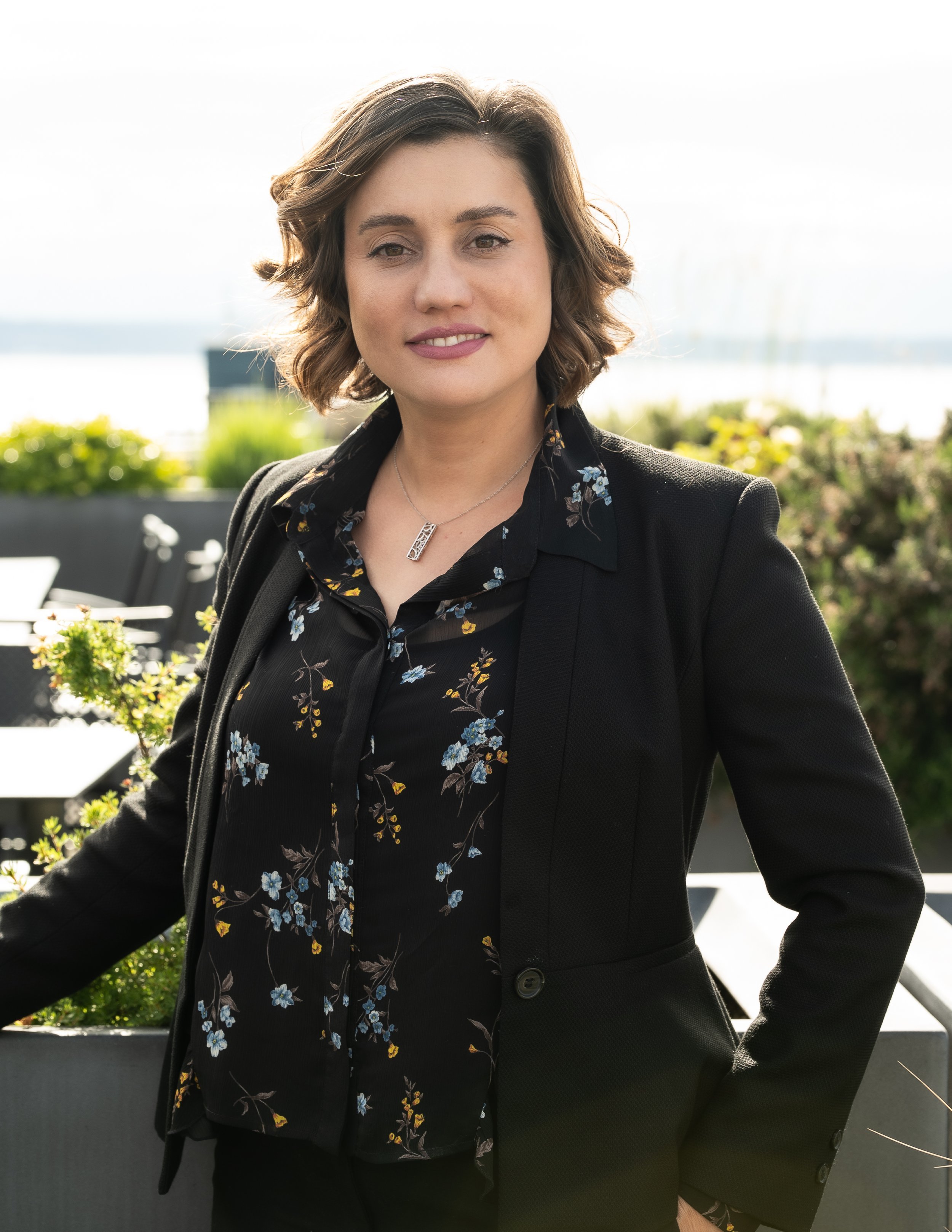 LesleyIrizarry-Hougan  Seattle Immigration Lawyer