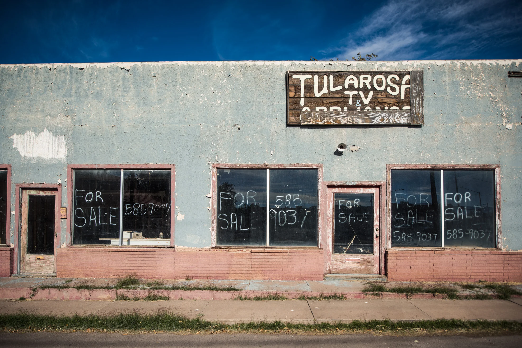 Tularosa was the hometown of four generations of the Telles family. (Telles is the surname of my paternal grandmother.) Most eventually departed to California for economic reasons.