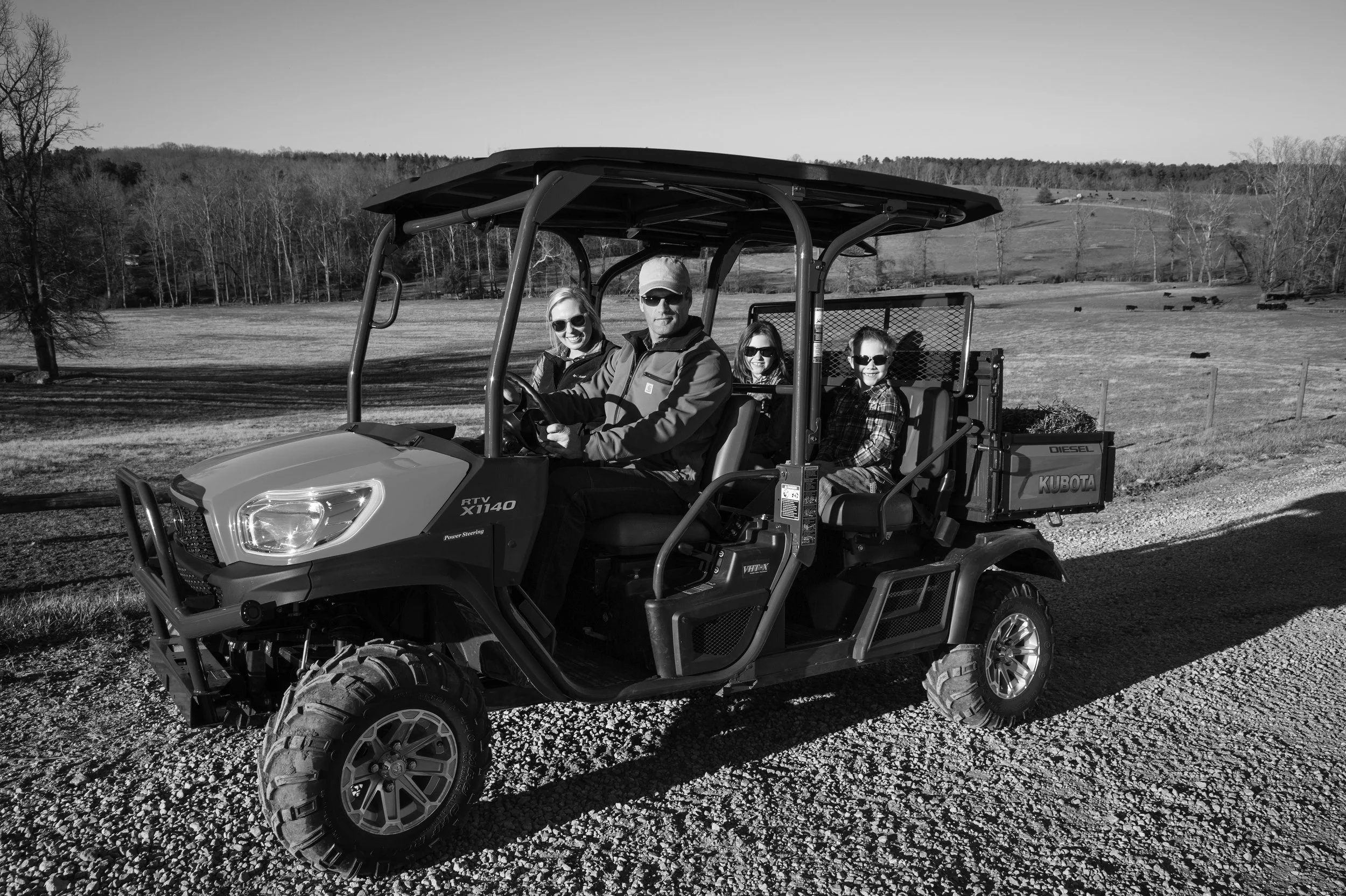 RTV-1140_Family-BW.jpg