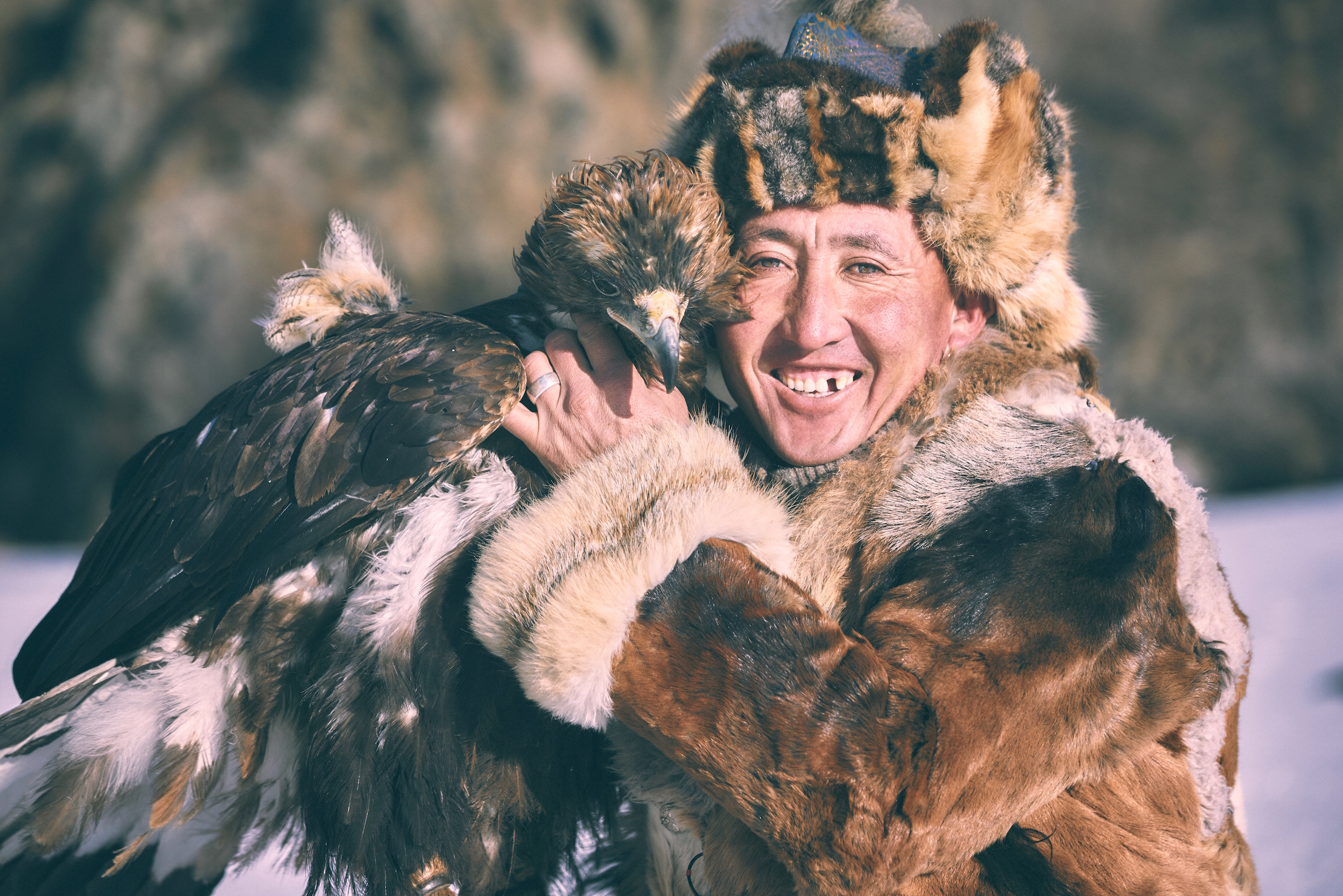 Khasar_S_BoteiAndHisEagleCuddleTime_Terelj_Mongolia_Winter_2015 2.jpg