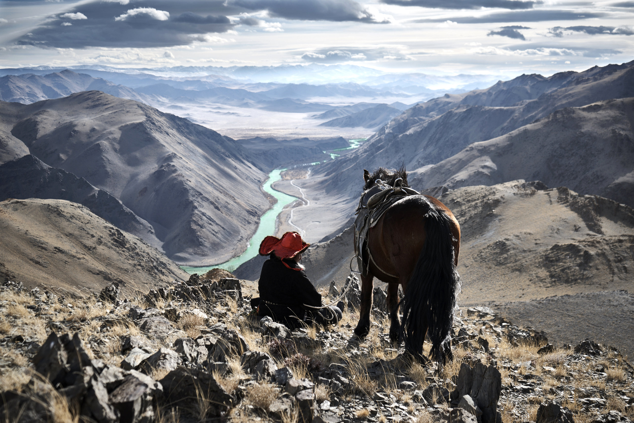 Khasar_S_ManAndHisHat_Altantsogts_Mongolia_Autumn_2014.jpg