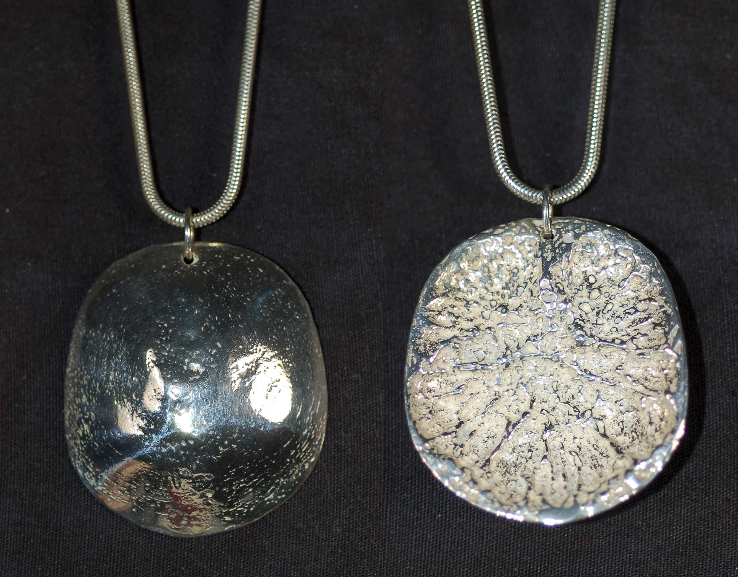 Bone Cap (Reversible)