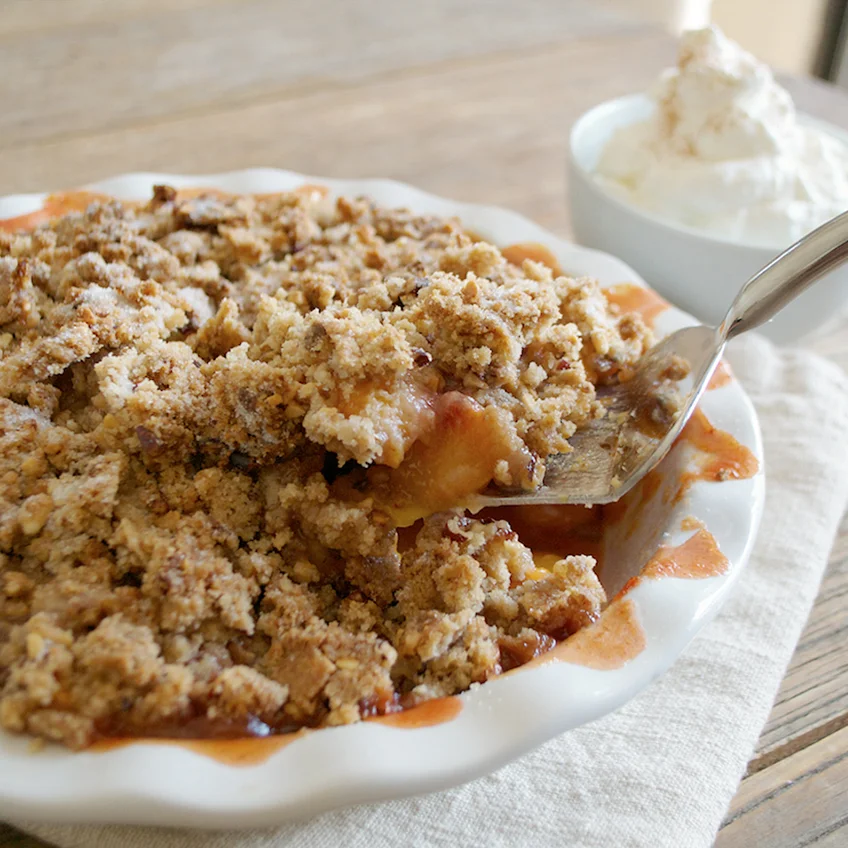 Perfect Peach Crumble