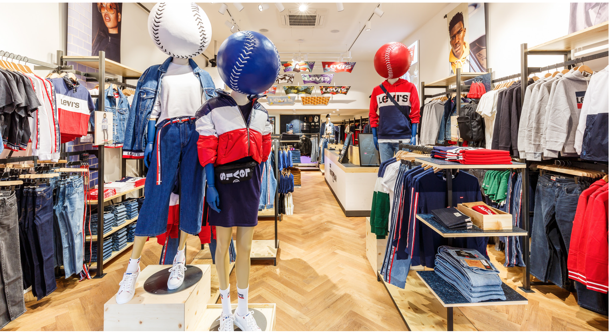 Baseball Mannequin heads for Levi's in Rotterdam