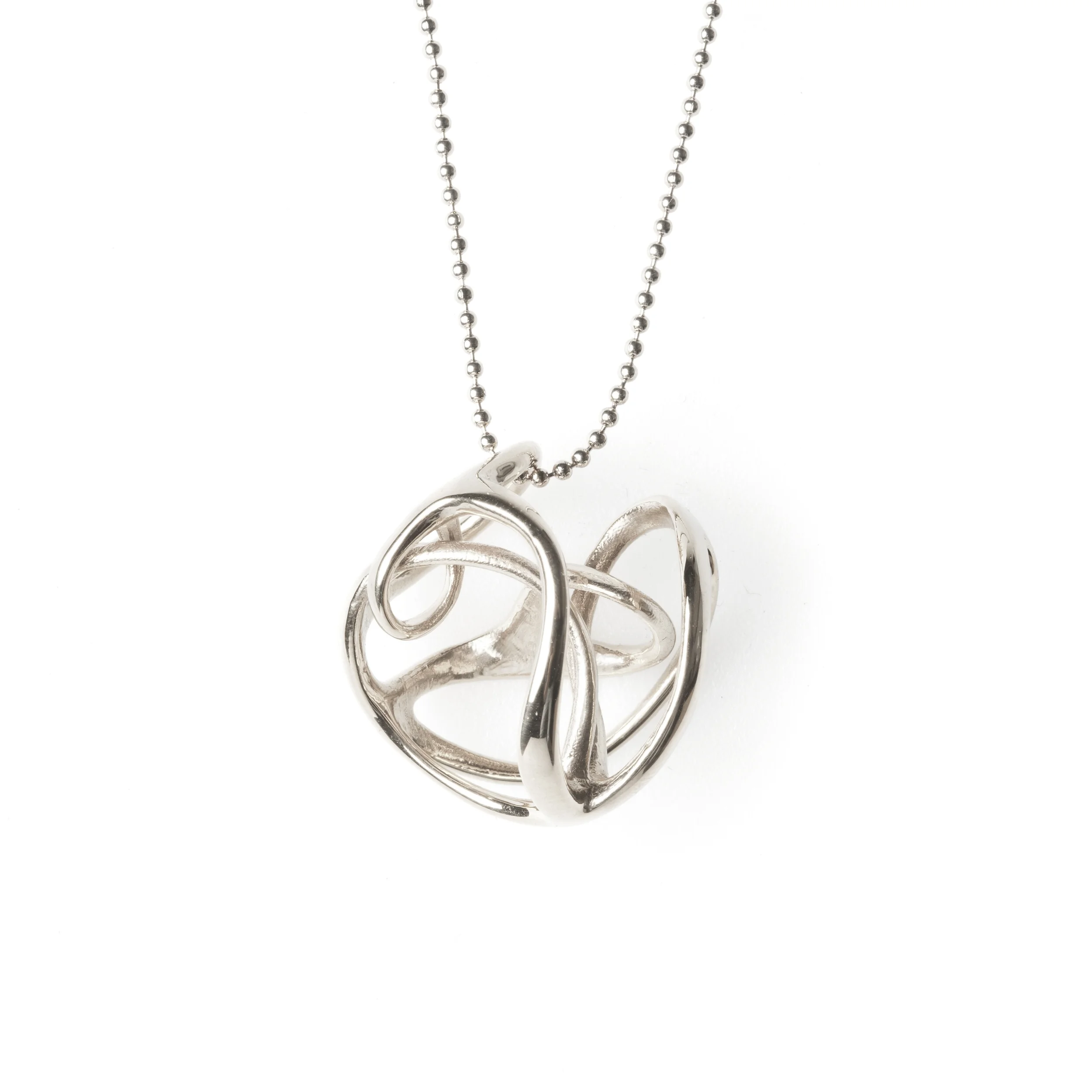 Pendant_Silver_1.jpg