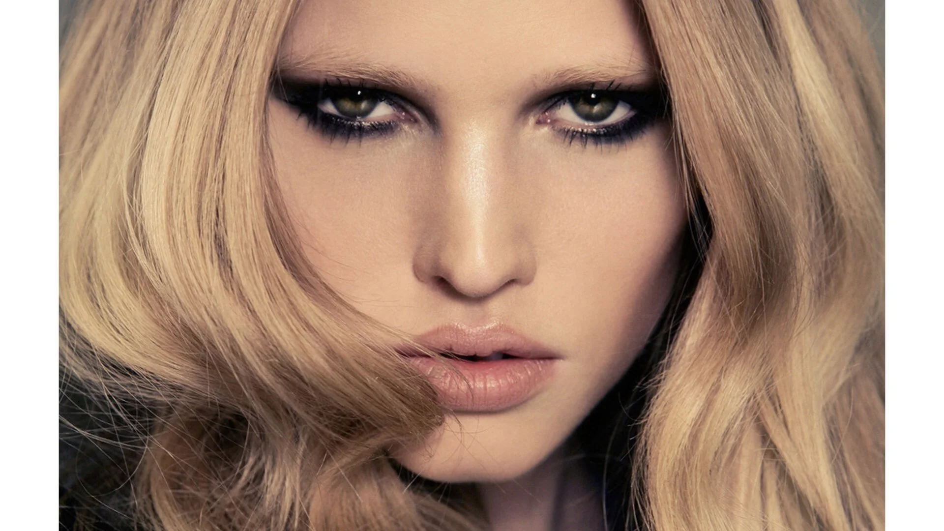  Beauty photography by Richard Stow 