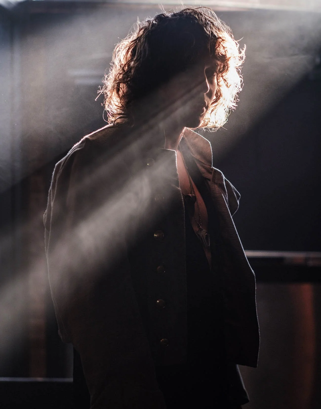 Barns-Courtney-Richard-Stow-light.jpg