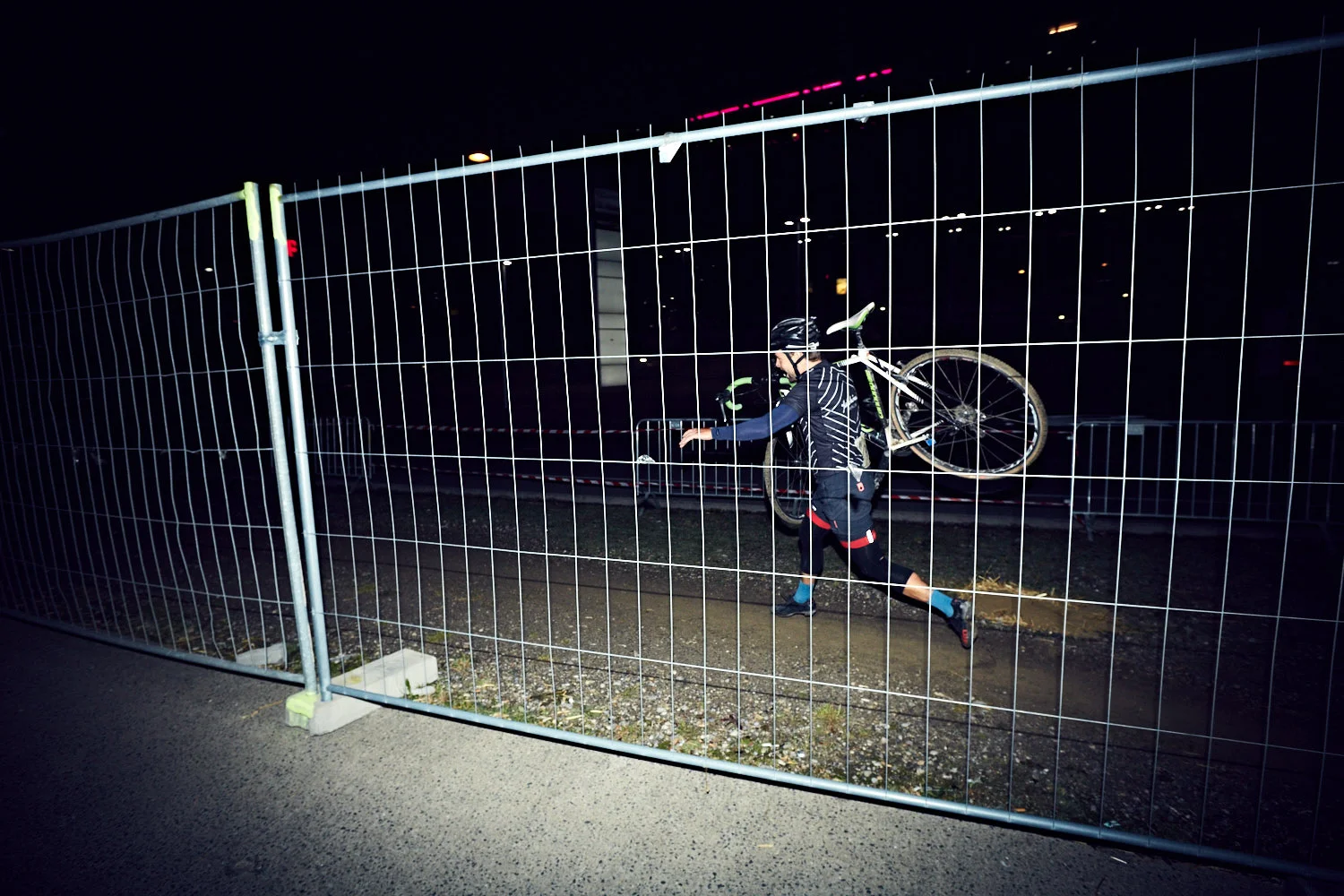 LOWRES-CARLOS-FERNANDEZ-LASER-WIENER-FAHRRADSCHAU-DAY-02-513.jpg