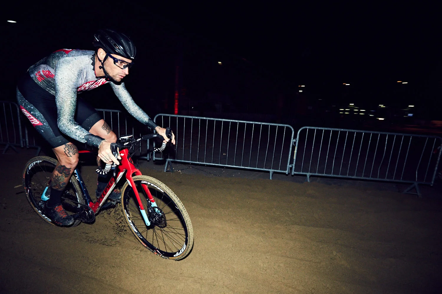 LOWRES-CARLOS-FERNANDEZ-LASER-WIENER-FAHRRADSCHAU-DAY-02-597.jpg