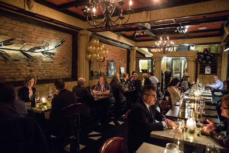 Tutoni S Restaurant