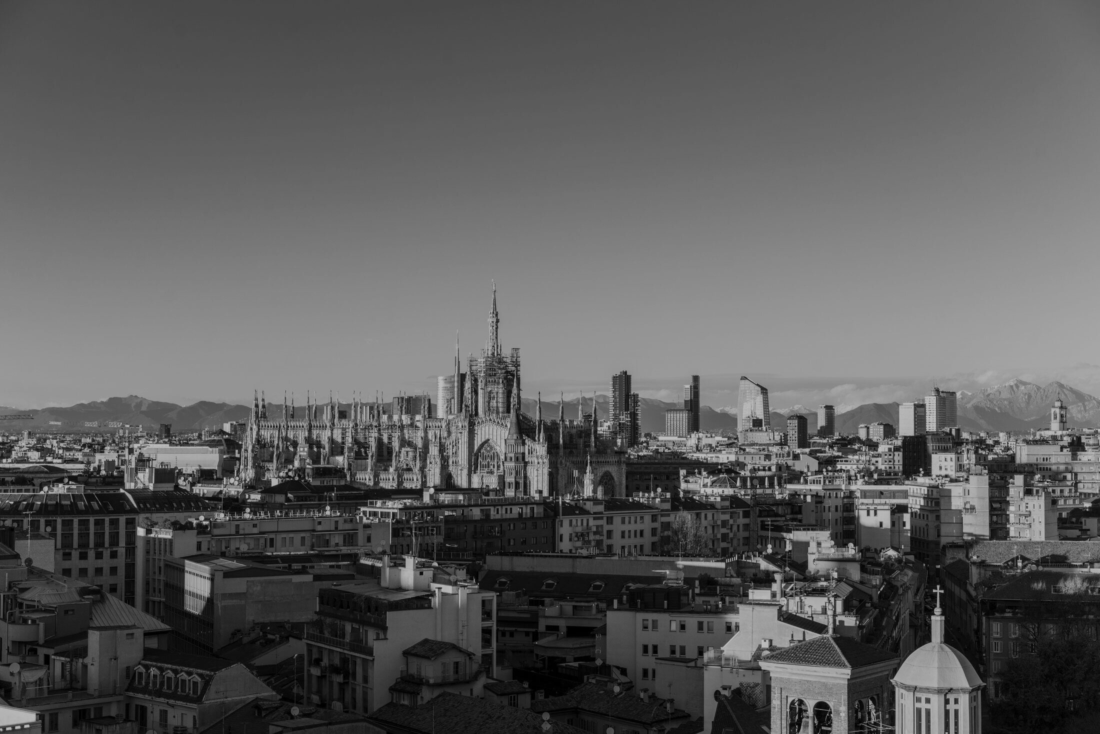 Milan-Private-Jet-Charter-Flights.jpg