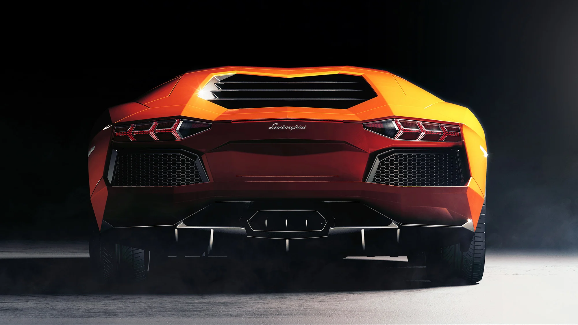 Lamborghini_rear_01_w6_LOWREZ.jpg
